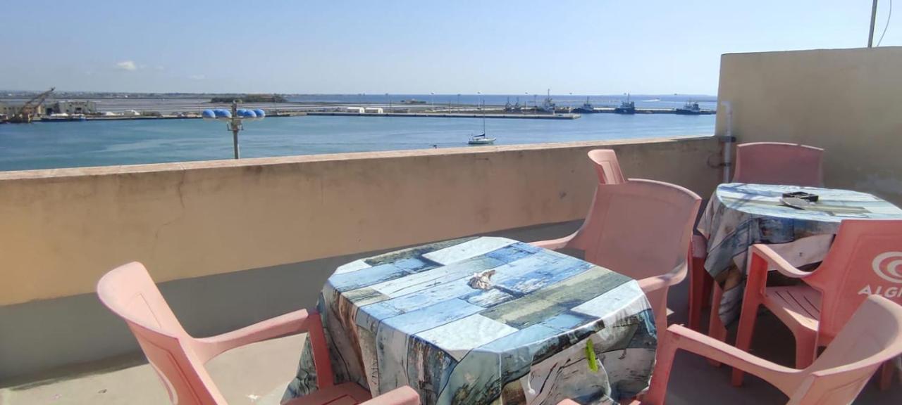 The Twins Rooms In Trapani 1 外观 照片