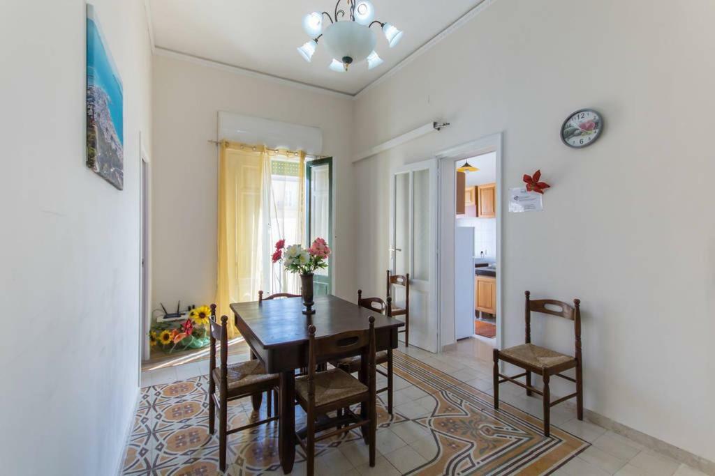 The Twins Rooms In Trapani 1 外观 照片